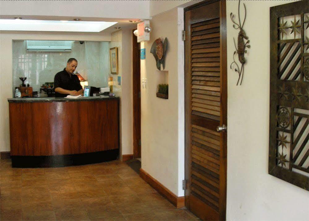 Oceana Hostal Playero San Juan Luaran gambar
